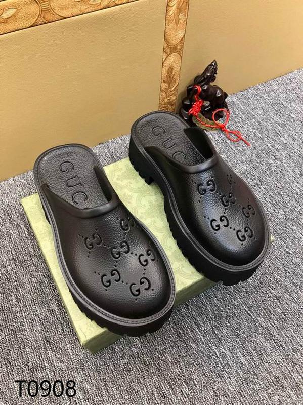 Gucci Men's Slippers 653